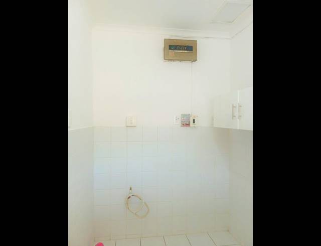 1 BEDROOM PROPERTY TO RENT IN GLENWOOD